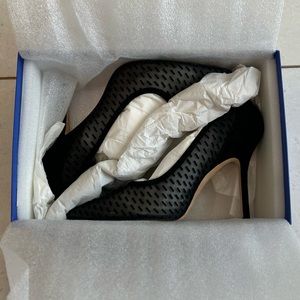 Stuart Weitzman Women's Tasha Mesh Pumps size 9
